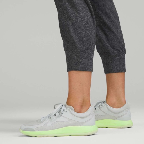 Lululemon Ready to Rulu High-Rise Cropped Jogger Heathered Raceway Grey / Black - Picture 4 of 5